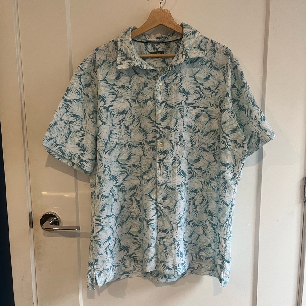 Van Heusen Light Blue Leaf Pattern Shirt